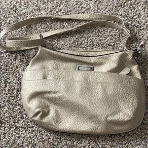 Cream gold shoulder purse